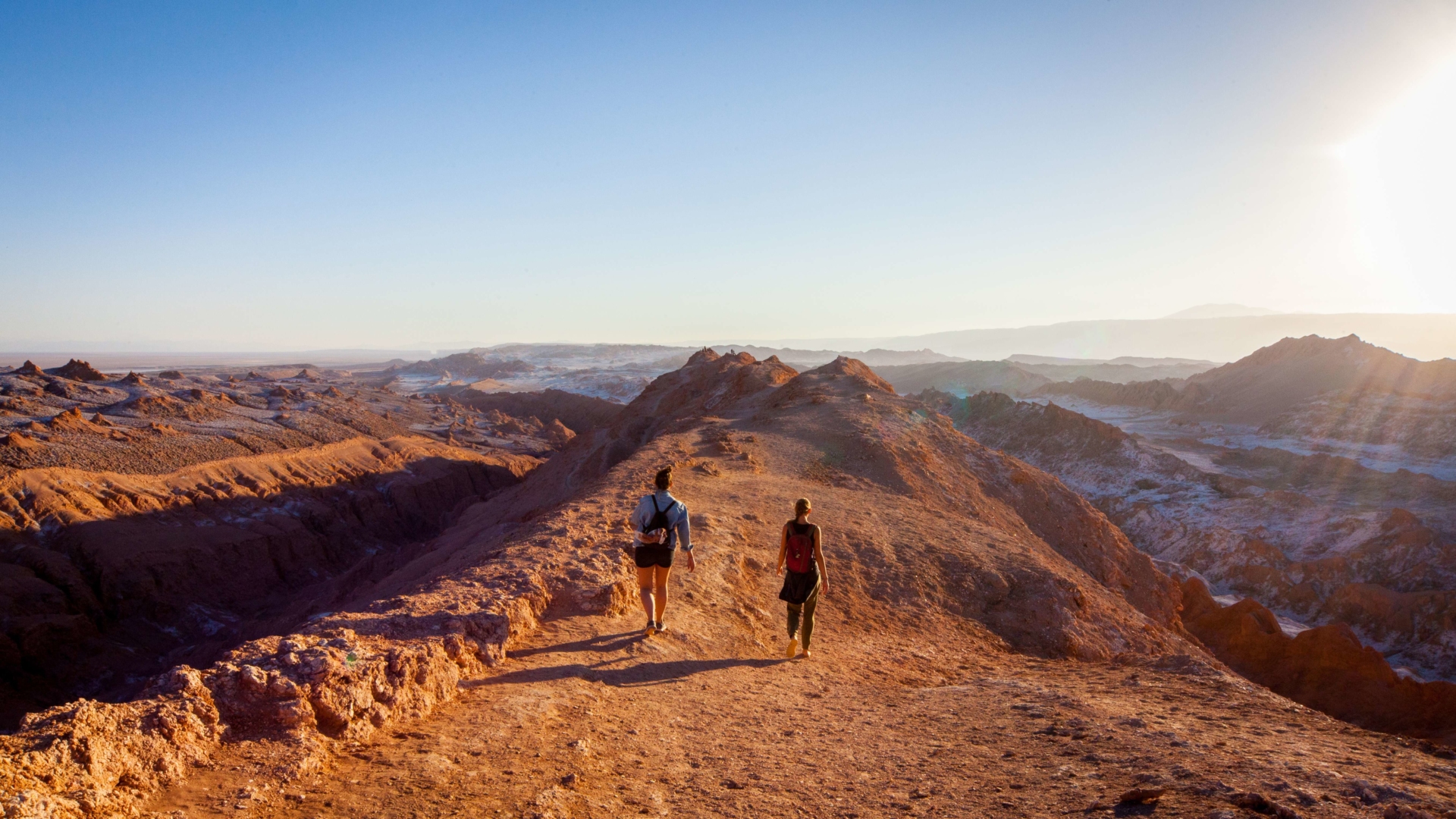 valle-de-luna-atacama-trek