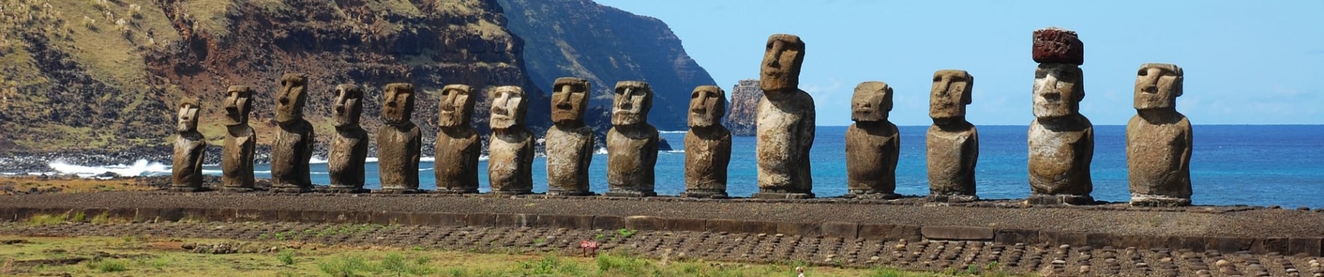 15 Moaïs à Ahu Tongariki, Ile de Paques, Chili