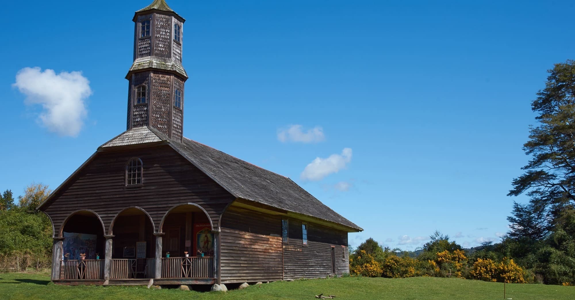 Eglise en bois, île de Chiloé, Chili