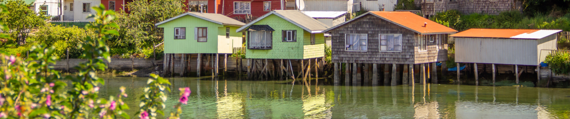 Maisons colorées sur pilotis, Chiloé